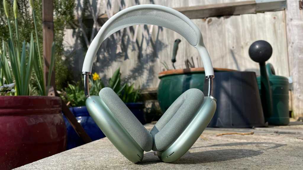 apple air pods max green